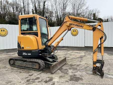 Minigraafmachines 2007 Hyundai ROBEX25Z-9A (1)