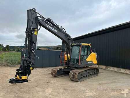 Korečková rýpadla 2023 Volvo EC140EL (1)