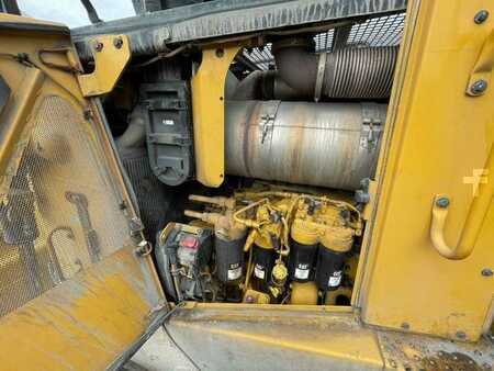 Telaketjupuskutraktorit 2021 Caterpillar D8T (8)