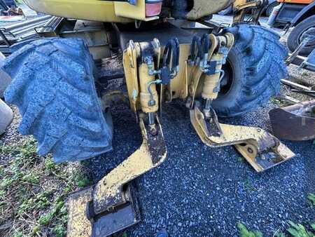Mobilní bagry 2008 Komatsu PW98MR-6 (28)