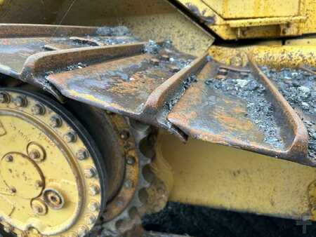 Telaketjupuskutraktorit 1987 Caterpillar D4H LGP (17)
