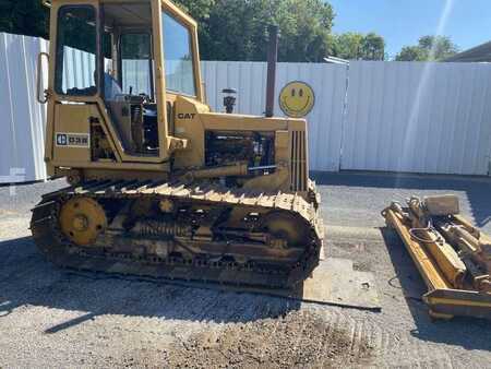 Telaketjupuskutraktorit 1987 Caterpillar D3B (3)