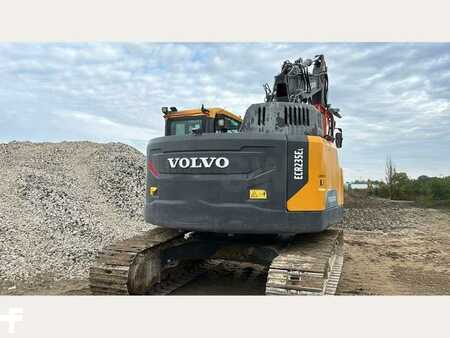 Escavadora de rastos 2019 Volvo ECR235EL (3)