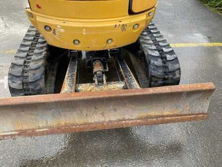 Minibagry 2019 Caterpillar CANOPY 302.7DCR MACHINE SUISSE (5)
