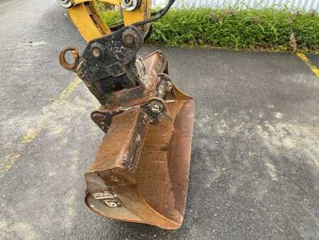 Minibagry 2019 Caterpillar CANOPY 302.7DCR MACHINE SUISSE (6)
