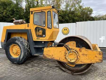 Sheepsfoot rollers 1990 BOMAG BW213D (1)