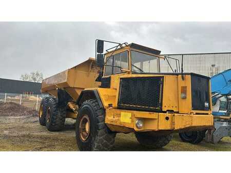 Nivelohjatut dumpperit 1989 Volvo A35 6X6 (18)