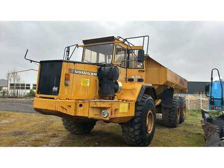 Nivelohjatut dumpperit 1989 Volvo A35 6X6 (19)