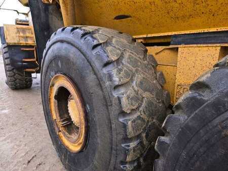 Nivelohjatut dumpperit 1989 Volvo A35 6X6 (9)