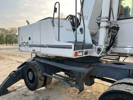 Materiaalinkäsittelykoneet  2008 Liebherr A904C Litronic (12)
