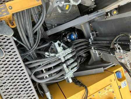 Materiaalinkäsittelykoneet  2019 Volvo EW240EMH (14)