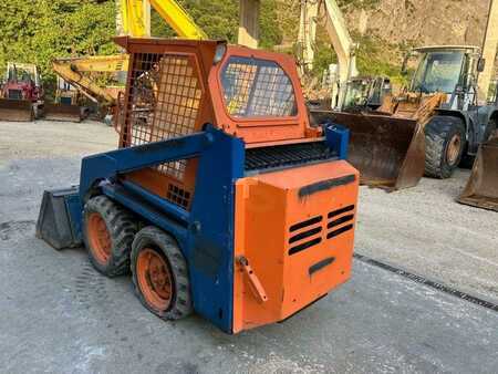 Outro 1991 Bobcat 543 MACHINE SUISSE (10)