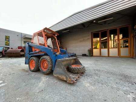 Outro 1991 Bobcat 543 MACHINE SUISSE (13)
