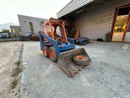 Outro 1991 Bobcat 543 MACHINE SUISSE (14)