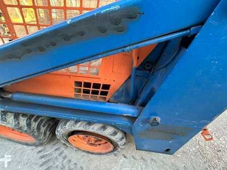 Outro 1991 Bobcat 543 MACHINE SUISSE (26)