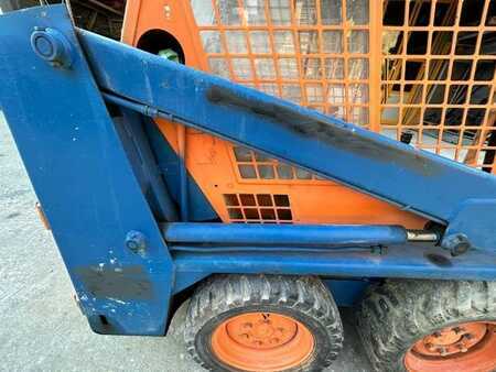 Outro 1991 Bobcat 543 MACHINE SUISSE (27)