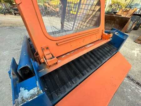 Outro 1991 Bobcat 543 MACHINE SUISSE (28)