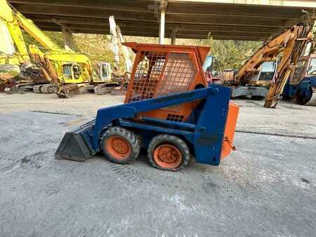 Outro 1991 Bobcat 543 MACHINE SUISSE (5)