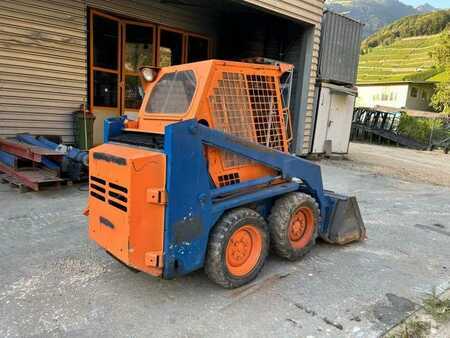 Outro 1991 Bobcat 543 MACHINE SUISSE (9)