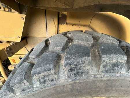 Wheel Loaders 2005 Caterpillar 924G (42)