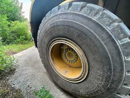 Wheel Loaders 2005 Caterpillar 924G (45)