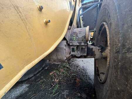 Wheel Loaders 2005 Caterpillar 924G (48)