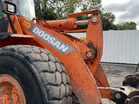 Kolové nakladače 2015 Doosan DL350-5 (15)