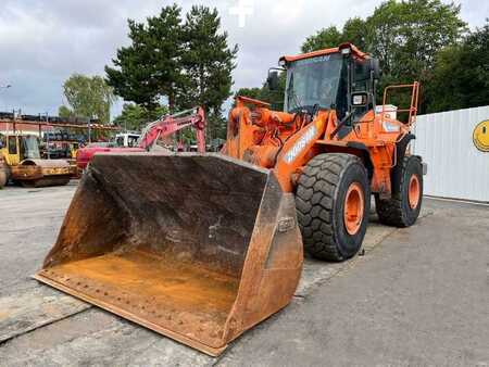 Kolové nakladače 2015 Doosan DL350-5 (2)