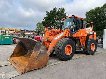 Kolové nakladače 2015 Doosan DL350-5 (3)