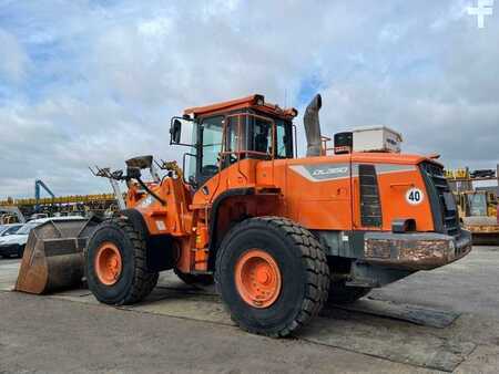 Kolové nakladače 2015 Doosan DL350-5 (5)