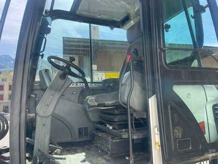 Mobilní bagry 2014 Bobcat E55W (10)