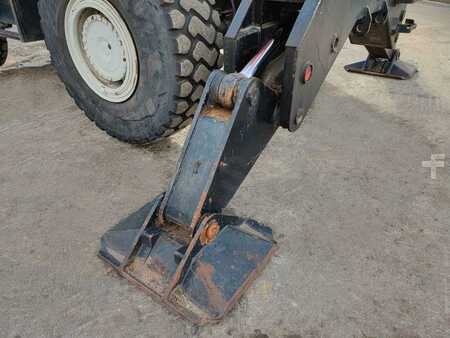 Materiel handler 1988 Liebherr A942 (14)