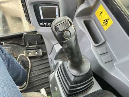 Koparki gąsienicowe 2018 Kubota KX080-4A (47)