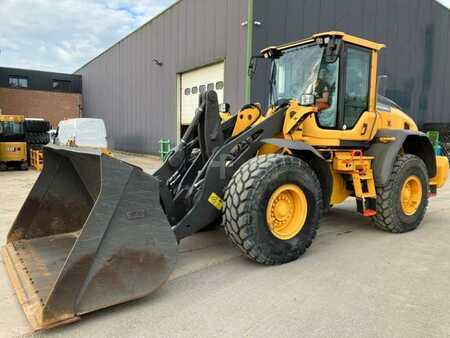 Pyöräkuormaajat 2018 Volvo L90H (2)