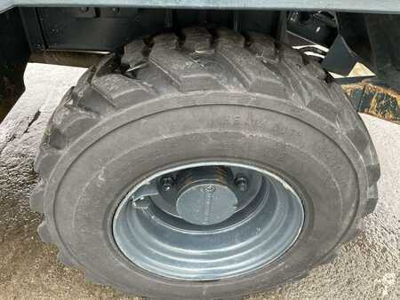 Pyöräkaivinkoneet  2014 Hyundai ROBEX 55W-9 / R55W-9 (27)
