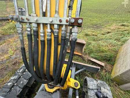 Minikaivinkoneet 2012 New Holland Construction E50B SR (12)
