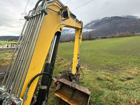 Minikaivinkoneet 2012 New Holland Construction E50B SR (13)