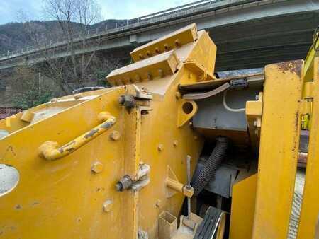 Pozostałe 1995 RUBBLE MASTER A PERCUSSION MOBILE RM50 (32)
