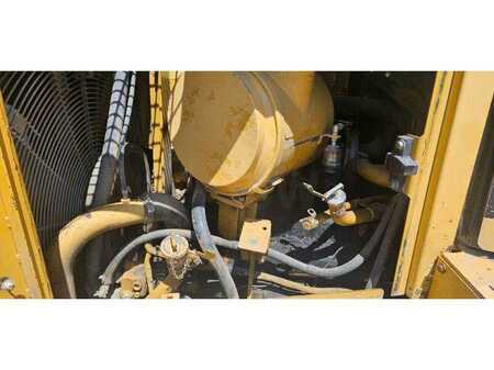 Planierraupe 2000 Caterpillar D6RXL (12)
