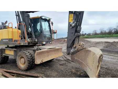 Mobilbagger 2021 Volvo EW180E (4)
