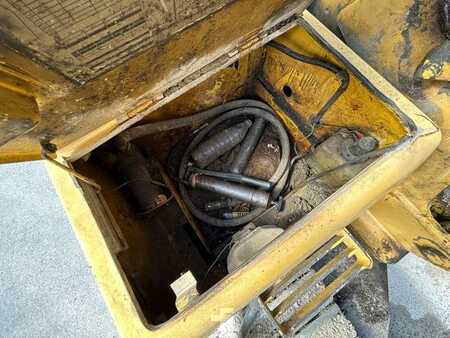 Lánctalpas kotrógép 2000 Komatsu PC180LC-6K MACHINE SUISSE (26)
