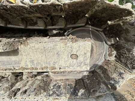 Lánctalpas kotrógép 2000 Komatsu PC180LC-6K MACHINE SUISSE (45)