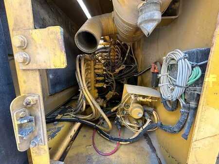 Lánctalpas kotrógép 2000 Komatsu PC180LC-6K MACHINE SUISSE (49)