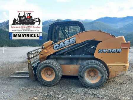 Ostatní 2013 Case SV300 (1)