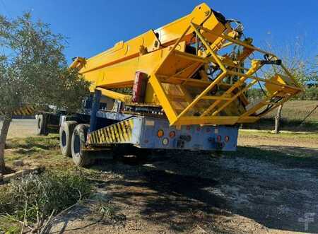 Camion-grue 2000 CONDOR 125/S (4)