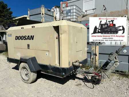 Muut 2011 Doosan 12/150 (1)