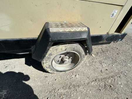 Muut 2011 Doosan 12/150 (21)