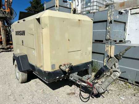 Muut 2011 Doosan 12/150 (3)