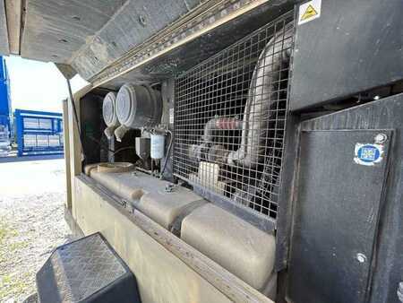 Muut 2011 Doosan 12/150 (37)