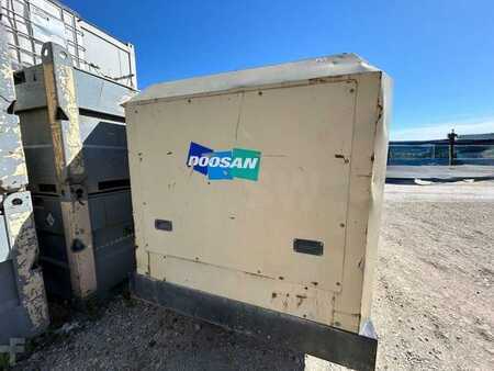 Muut 2011 Doosan 12/150 (7)